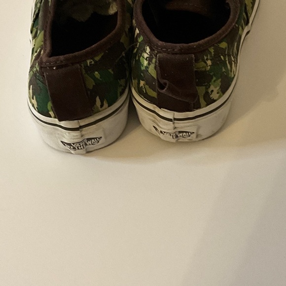 Vans Kids Green Camouflage Sneakers - Picture 3 of 3